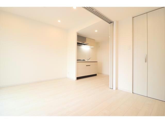 シーズンフラッツ梅田NORTHの物件内観写真