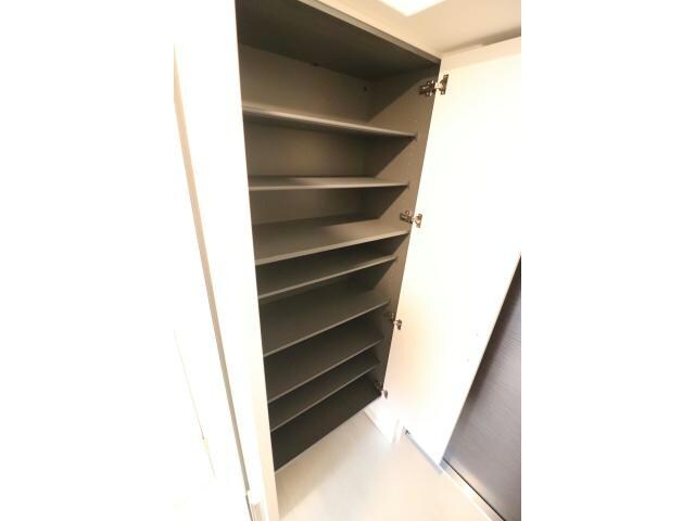 シーズンフラッツ梅田NORTHの物件内観写真