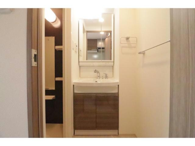 Alivis福島海老江の物件内観写真