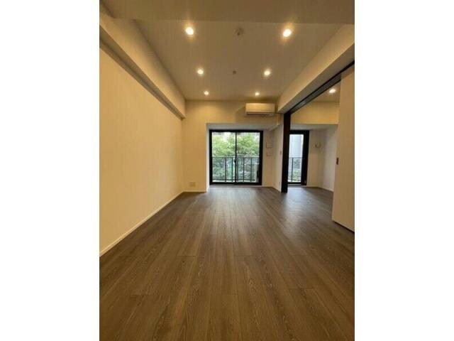 コンフォリア・リヴ谷町四丁目の物件内観写真