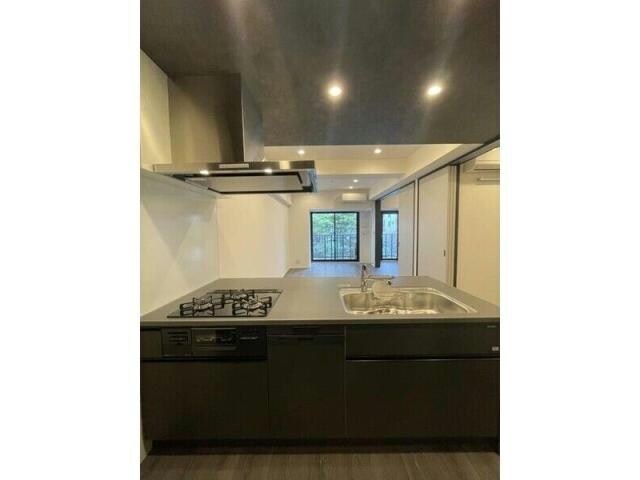 コンフォリア・リヴ谷町四丁目の物件内観写真