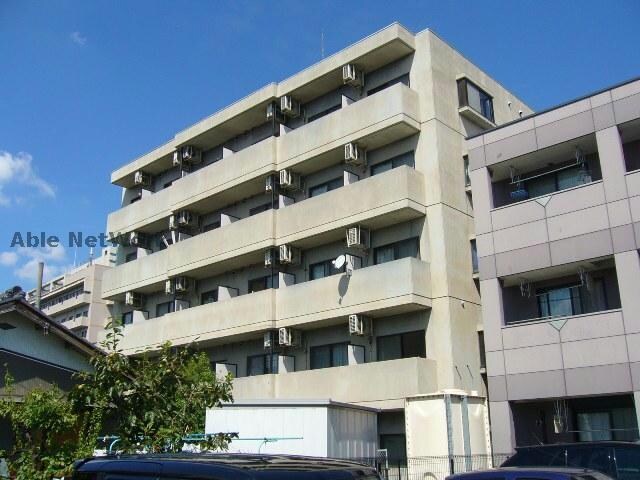 ラ･メゾン･メルヴェイユの物件外観写真