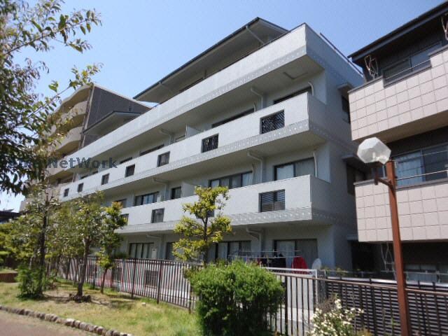 レジデンス赤池の物件外観写真