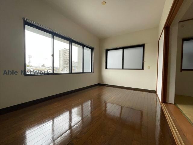 レジデンス赤池の物件内観写真