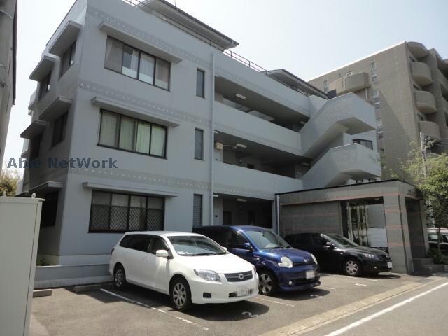 レジデンス赤池の物件外観写真