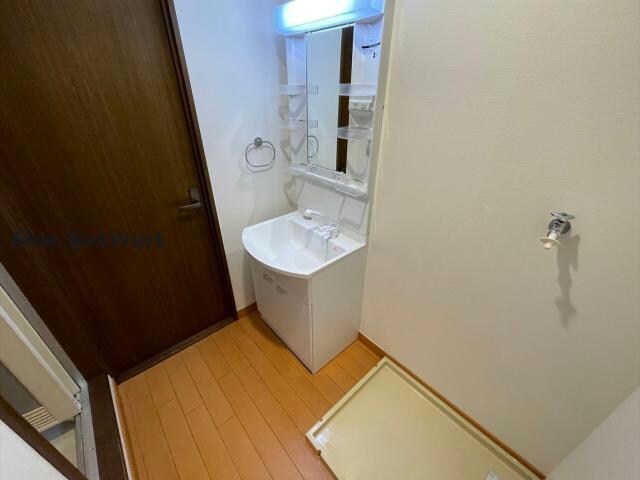 ディアウィングニシジマの物件内観写真