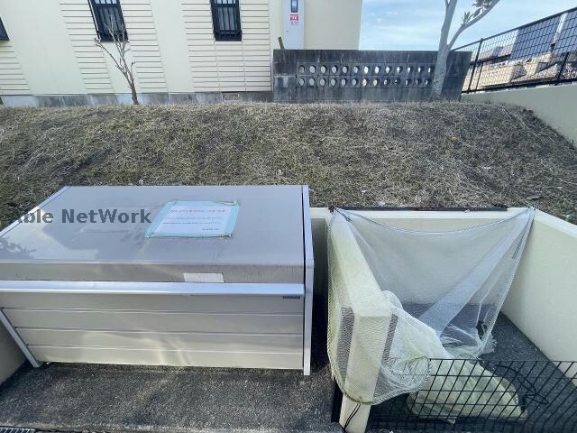 オアシス荒池の物件外観写真