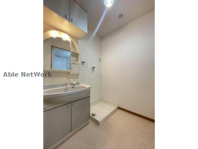 オアシス荒池の物件内観写真