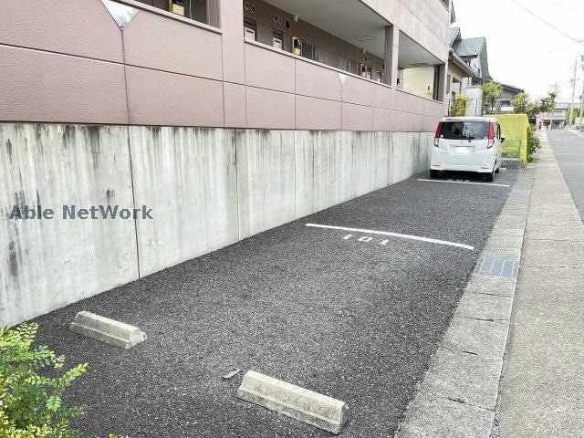 カーサ荒池の物件外観写真