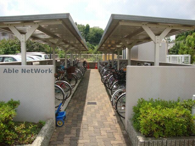 ヴィアーレマルフク 南館の物件外観写真