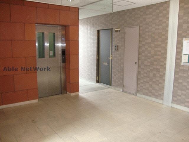 ヴィアーレマルフク 南館の物件外観写真