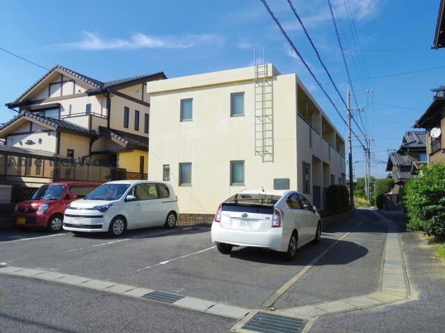 スカイパールの物件外観写真