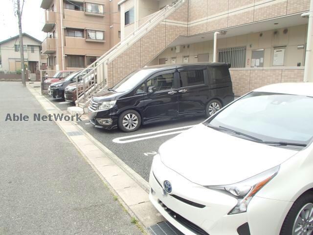 Lesteo岩崎台の物件外観写真