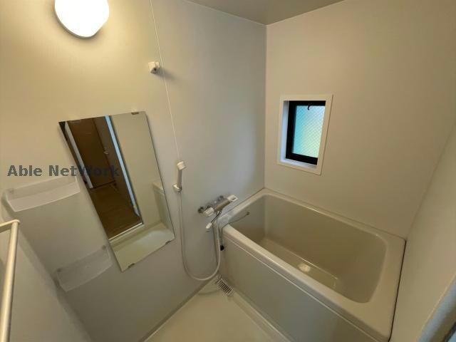 ビーライン三好ヶ丘 A棟の物件内観写真