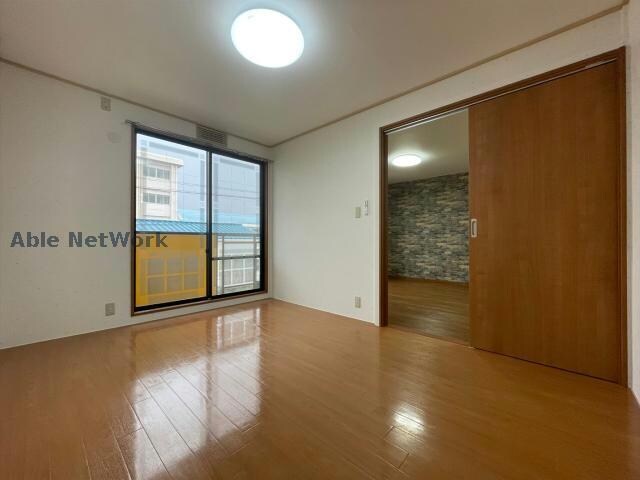 ビーライン三好ヶ丘 A棟の物件内観写真