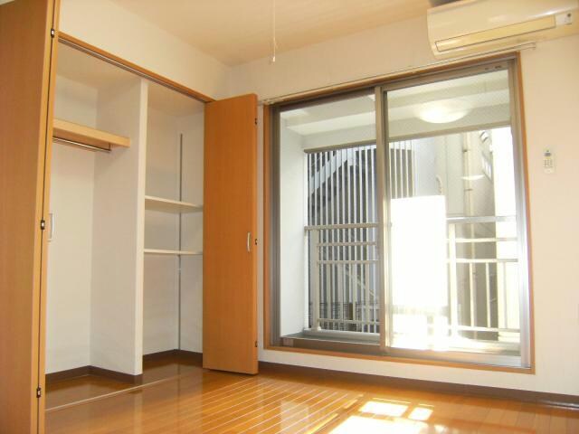 ＨuｇＥ1の物件内観写真