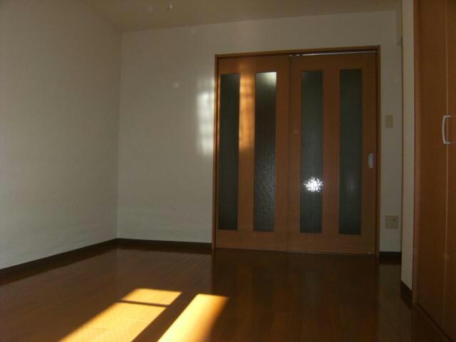 ＨuｇＥ1の物件内観写真