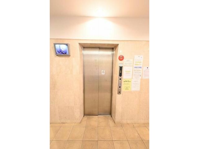 レジディア谷町の物件外観写真