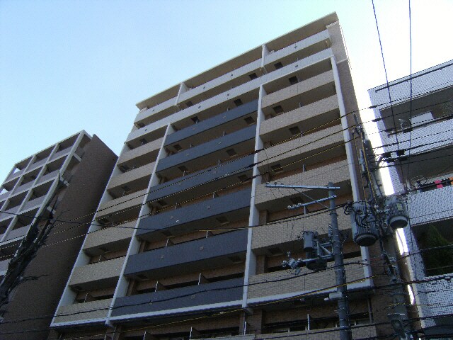 プレサンス上町台　東平の物件外観写真