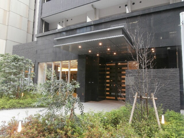 プレサンスタワー北浜の物件外観写真