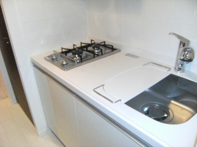 レオンコンフォート本町の物件内観写真