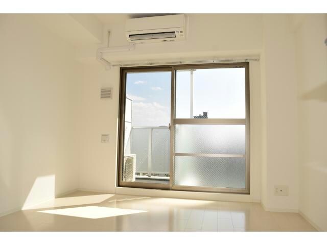 APRILE南森町の物件内観写真