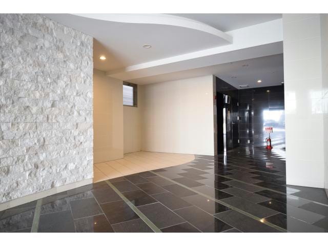 SERENiTE谷四の物件外観写真