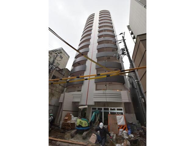 セレニテ梅田ESTの物件外観写真