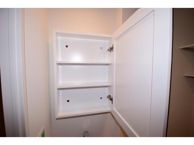 セレニテ梅田ESTの物件内観写真