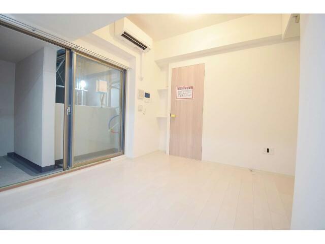 セレニテ梅田ルフレの物件内観写真