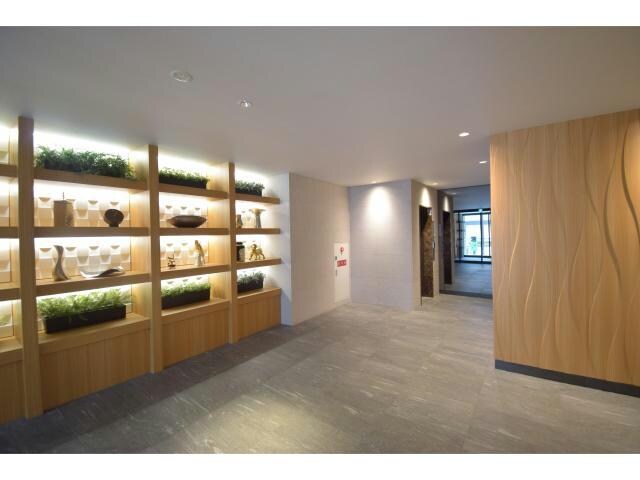 RISING Maison 本町橋の物件外観写真