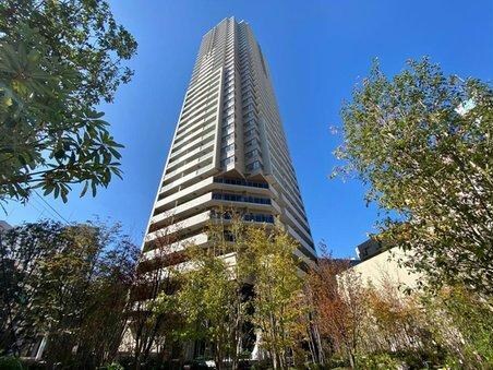 グランドメゾン上町台レジデンスタワーの物件外観写真