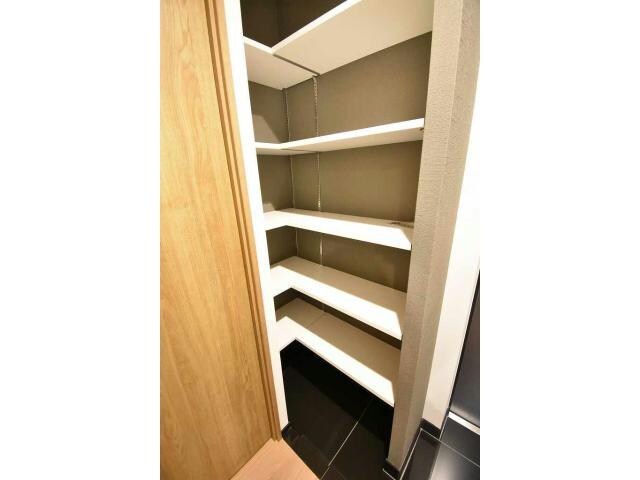 BRAVE徳井町の物件内観写真