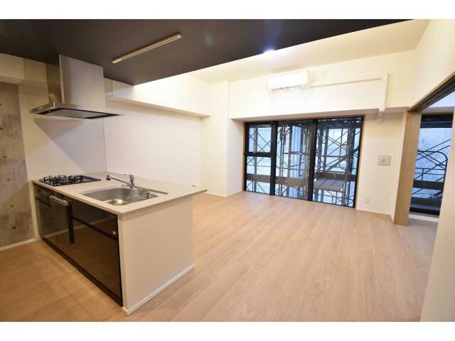 BRAVE徳井町の物件内観写真