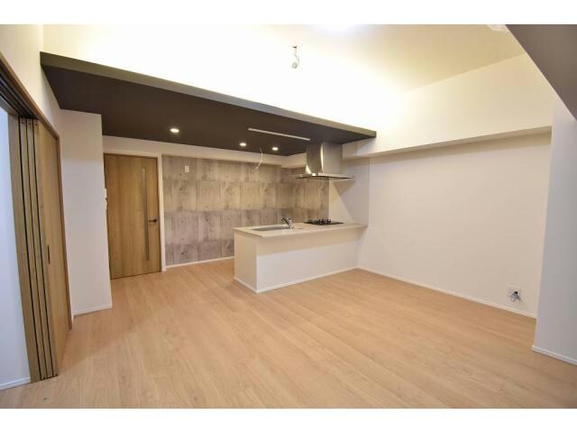 BRAVE徳井町の物件内観写真