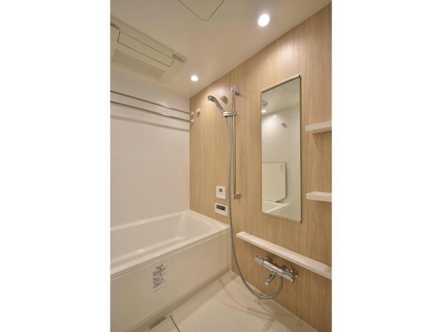 プレミストタワー靱本町の物件内観写真