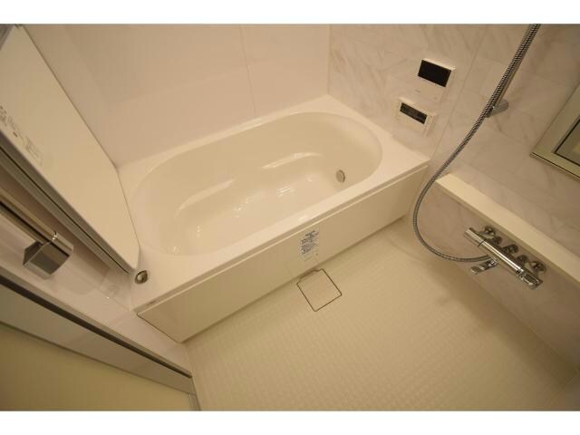 ブランズタワー大阪本町の物件内観写真