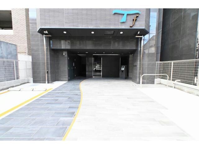 セレニテフラン谷町四丁目の物件外観写真