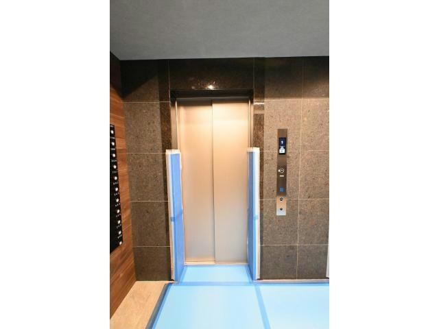 Metrosa谷町六丁目Southの物件外観写真