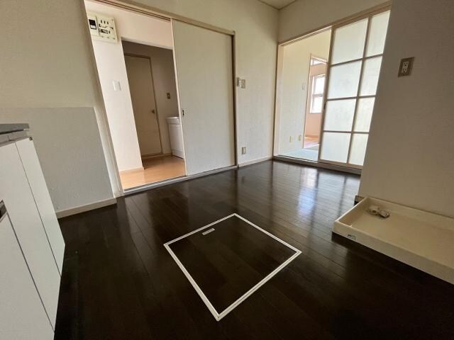 セゾンさつきＡ棟の物件内観写真