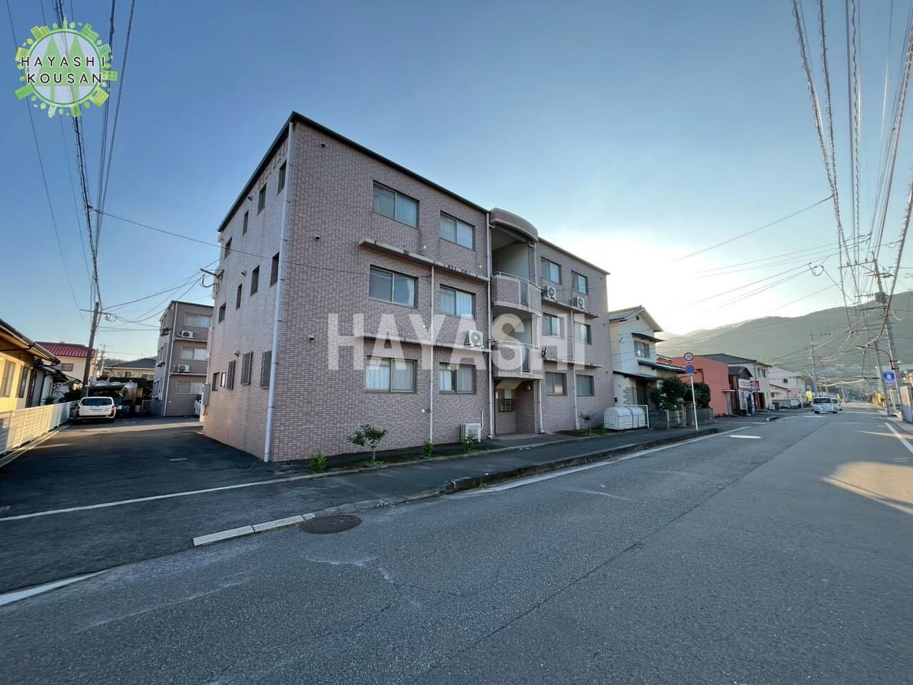 WISTERIAマンションIの物件外観写真