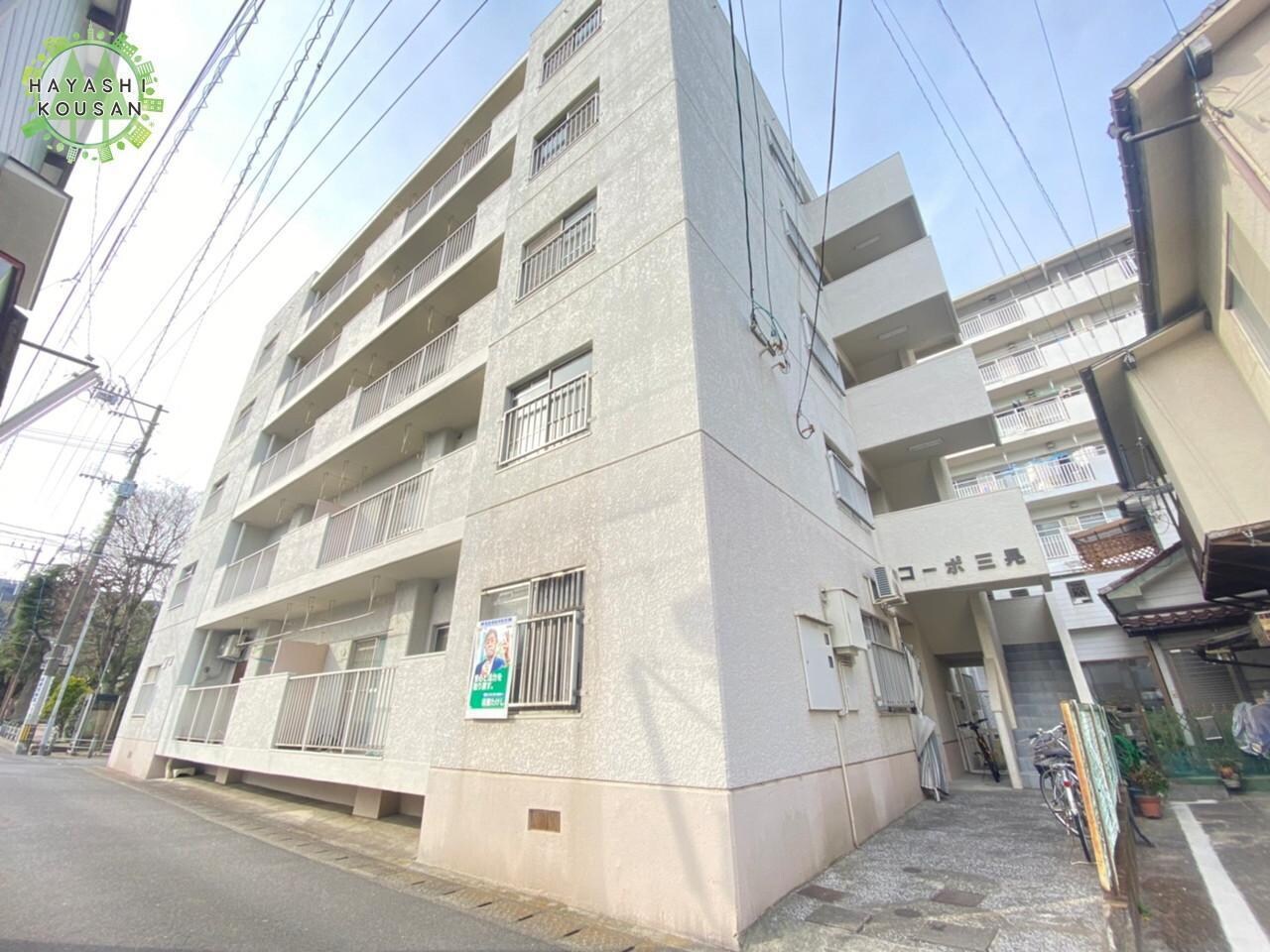コーポ三晃の物件外観写真
