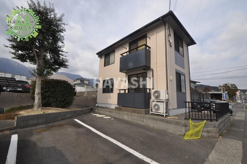 メゾンひかりの物件外観写真