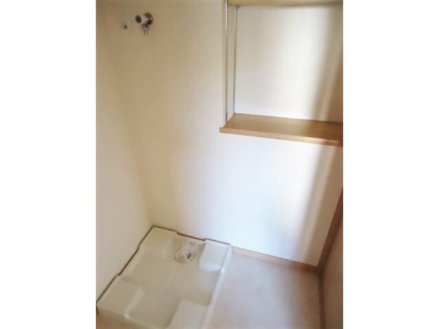 小山駅 車移動8分  2.4km 1階の物件内観写真