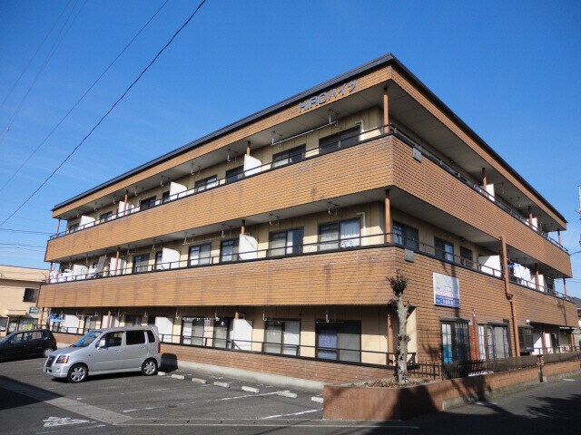 栃木県小山市駅東通り３丁目の物件外観写真