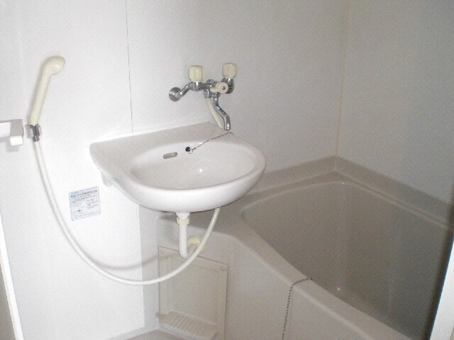 シダー’Ｓガーデン Aの物件内観写真