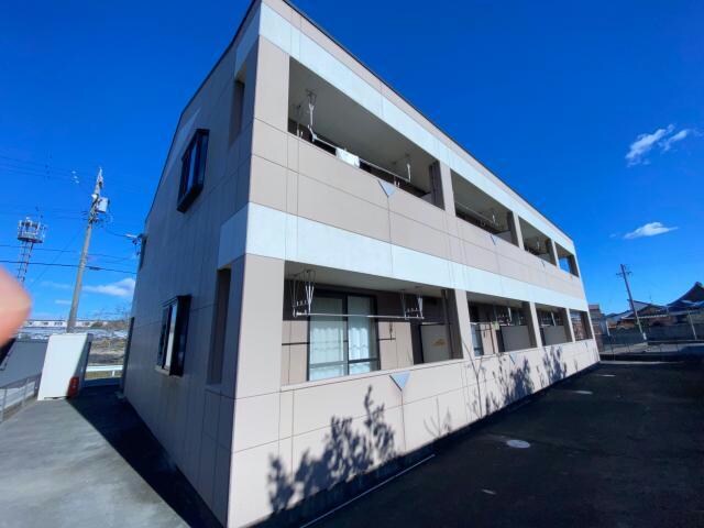 プレシャスの物件外観写真