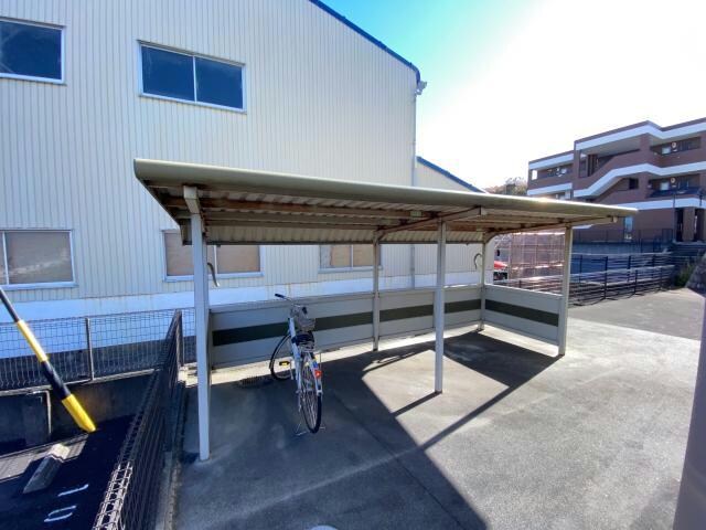 プレシャスの物件外観写真