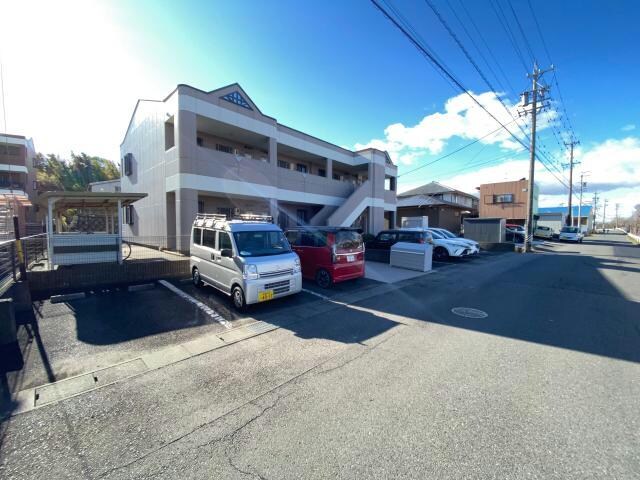 プレシャスの物件外観写真