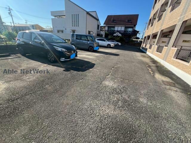 グランド・マーキーの物件外観写真